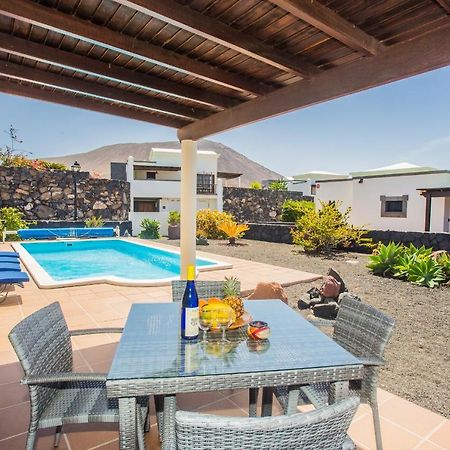 Eslanzarote Villa Eleonor, Super Wifi, Heated Pool, Sat Tv ปลายาบลังกา ภายนอก รูปภาพ